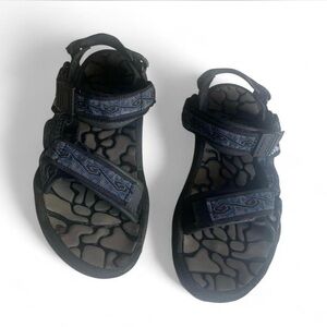 Teva Terra Fi sandals hiking mountain men size 8 blue geometric Aztec casual